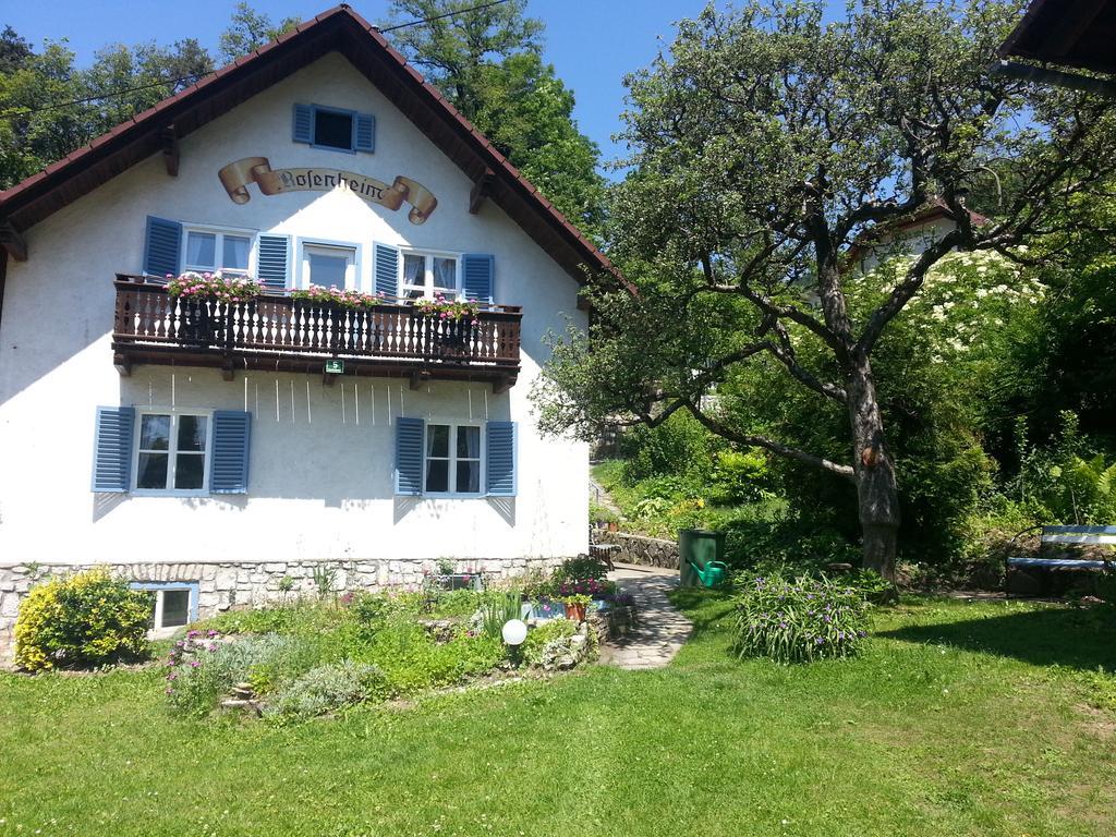 Pension Rosenheim เทรฟเฟน ภายนอก รูปภาพ